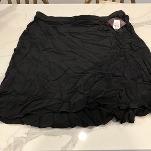 Ava & Viv black floor skirt size 2x
